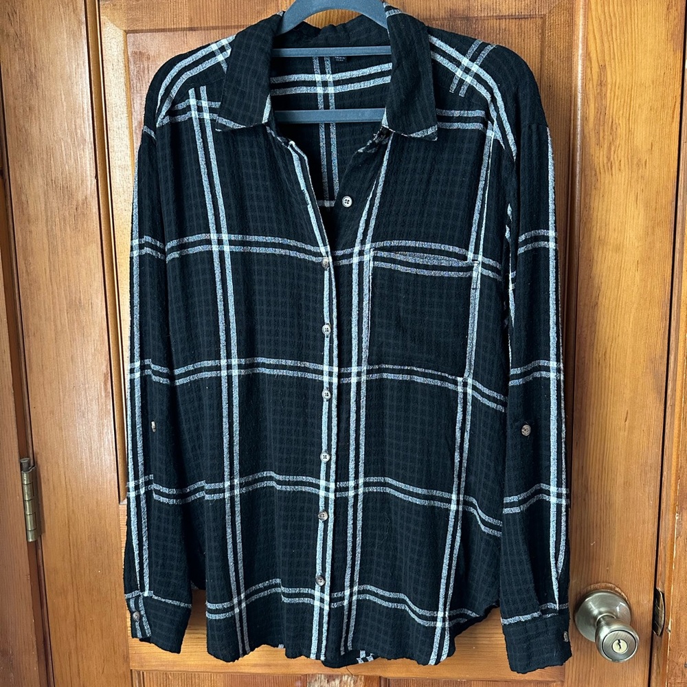 Jane & Delancey Black and White Plaid Button Down Shirt